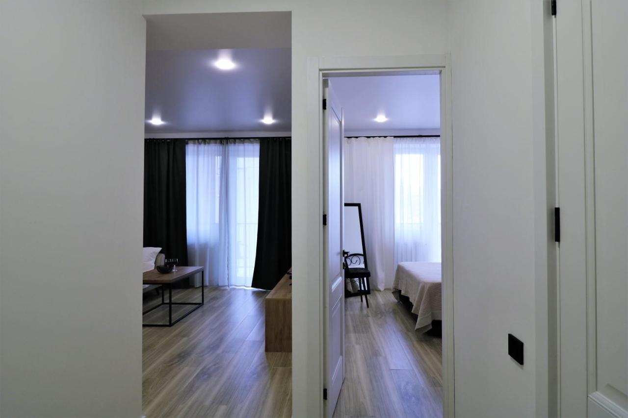 Twins Tower Appartement Tbilisi Buitenkant foto