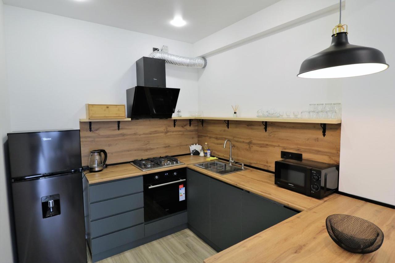 Twins Tower Appartement Tbilisi Buitenkant foto