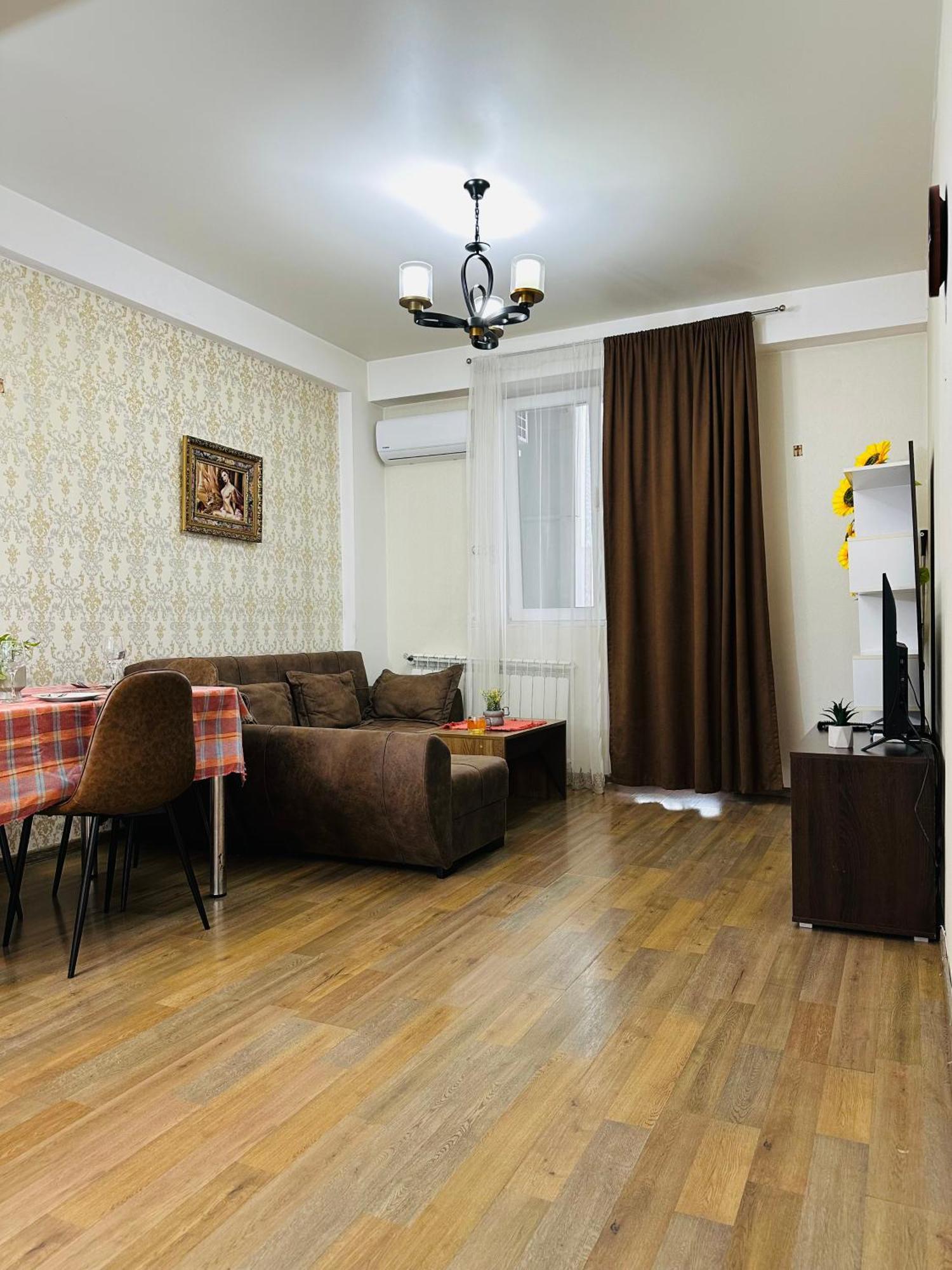 Twins Tower Appartement Tbilisi Buitenkant foto